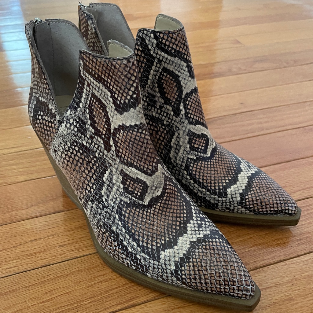 Vince Camuto Python Booties Size 6.5